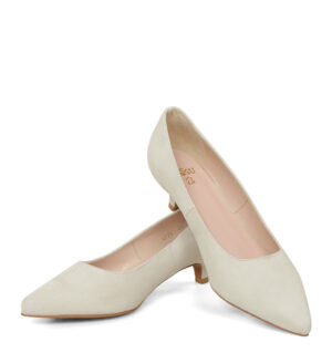 GASSU JESSICA - szpilki ecru niskie obcasy - z przodu