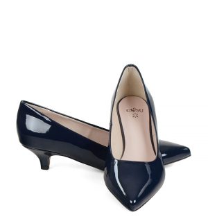 GASSU JESSICA Granatowe czółenka na niskim obcasie - z przodu