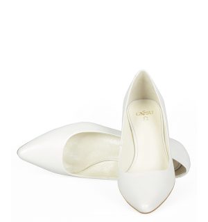 GASSU MICHELLE - Białe czółenka na kaczuszce - z przodu