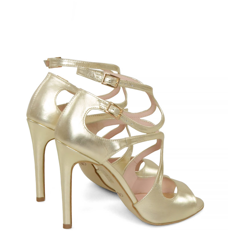 GASSU SANNE - Eleganckie sandały na szpilce złote z półmatowej skóry - po skosie
