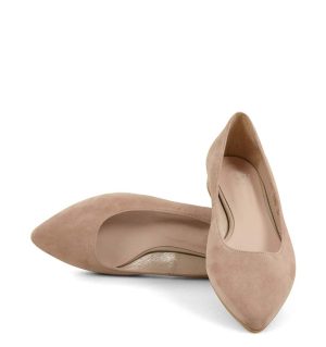 LAIA - Baleriny beżowe zamszowe skóra nosek w szpic - z przodu