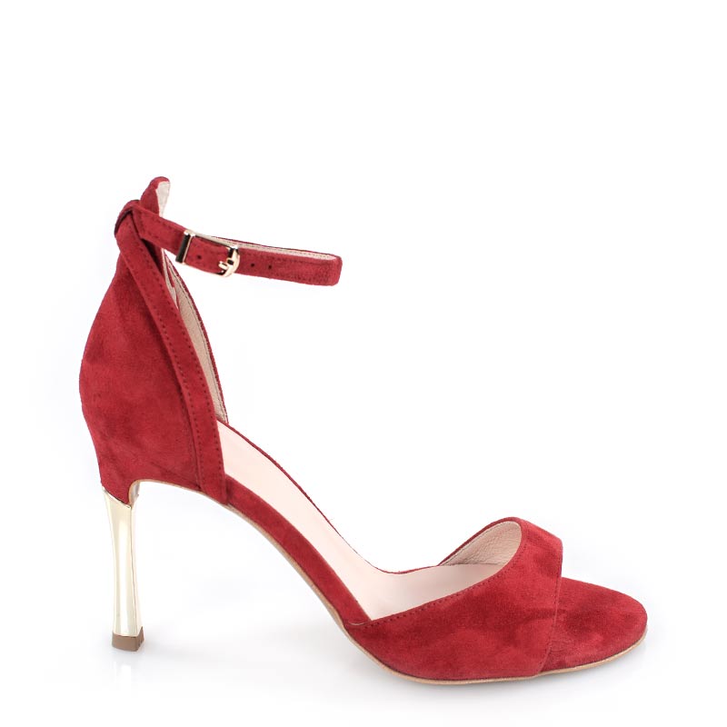 MEGAN - Czerwone sandałki na szpilce, wykonane z naturalnej skóry zamszowej. Złoty, malowany obcas,  zakryta pięta i cienki pasek wokół kostki